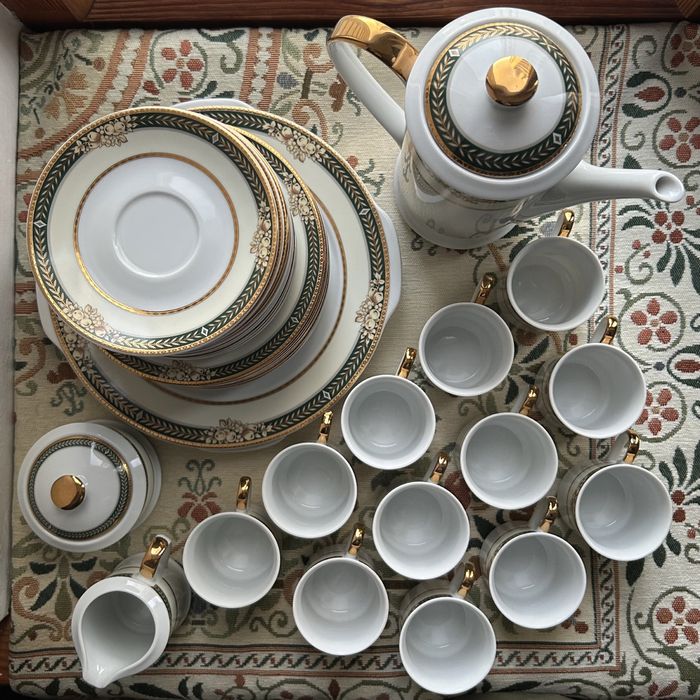 Фарфоровый сервиз на 12 персон LEANDER 1946 RGK China de Boheme