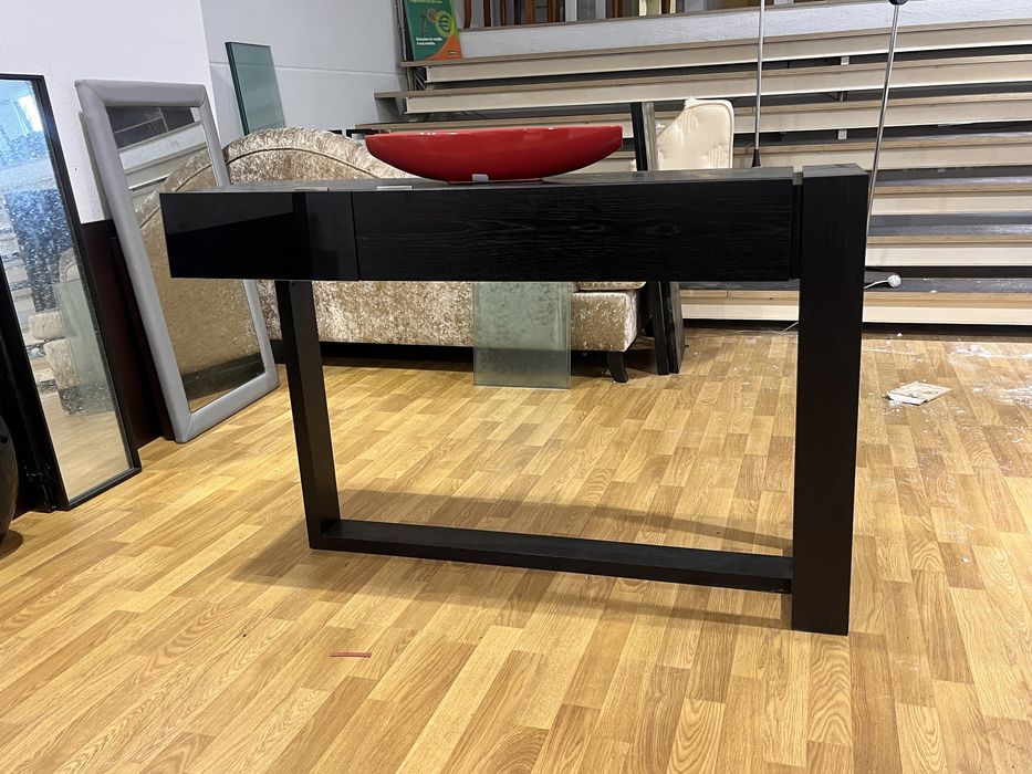 Aparador de sala preto