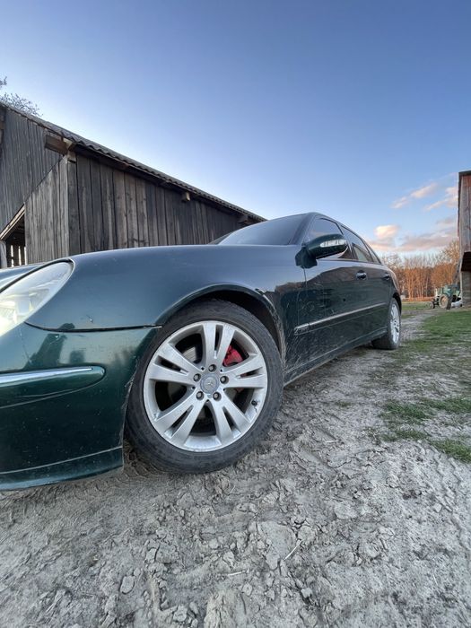 Продам Мерседес w211 E220 Mercedes E clas