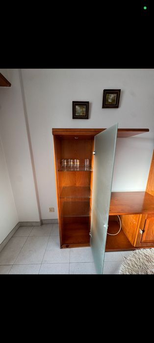 Móvel de sala em muito bom estado