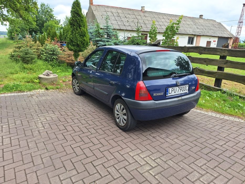 Renault Clio 2000r