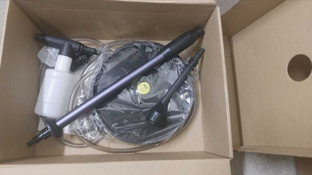Портативна мінімийка акумуляторна BASEUS Dual Power Portable Electric Car Wash Spray Nozzle 0.7MPa, 30min з набором