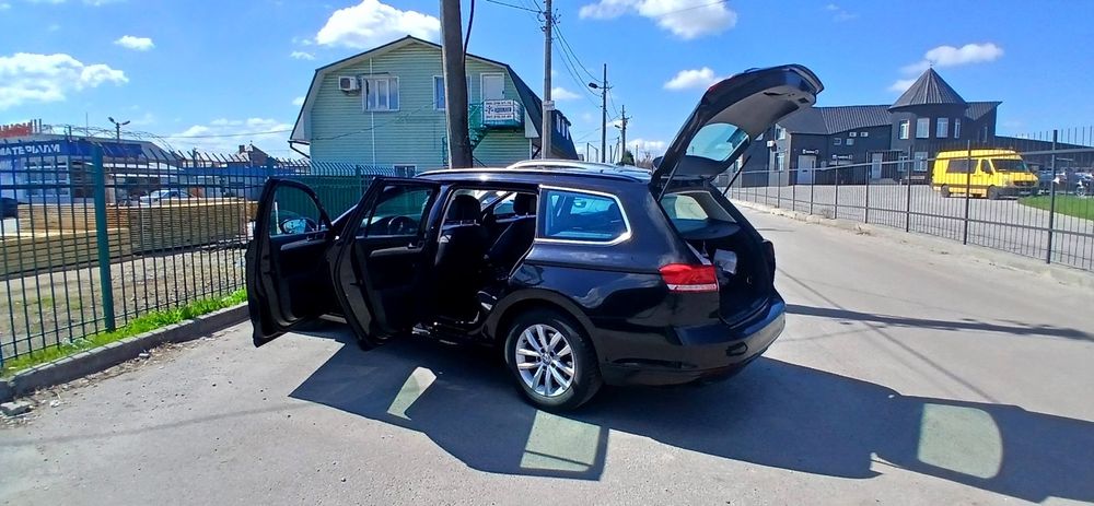 Volksvagen b 8 2015-2016 рік