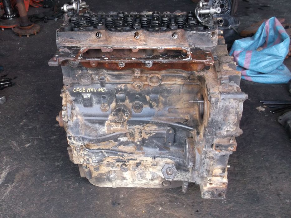 New Holland,Case --silnik FPT,blok,wał,korbowód,tłok,głowica--