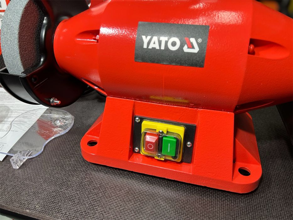 Точило Точильный станок YATO YT-822107 со щеткой - 520 Вт