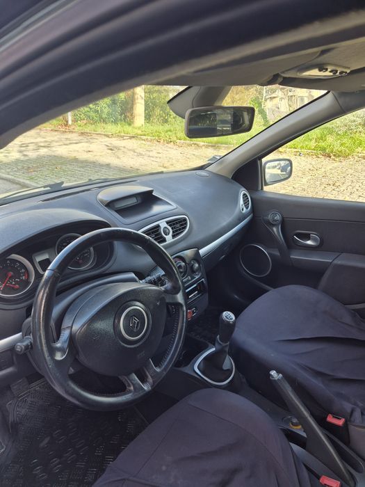 Renault clio 1.2 16v exclusive AC