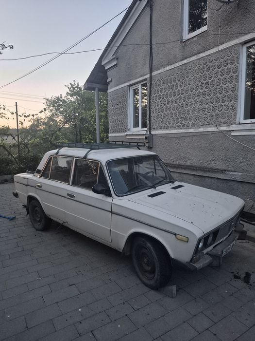 Автомобіль ВАЗ 21063