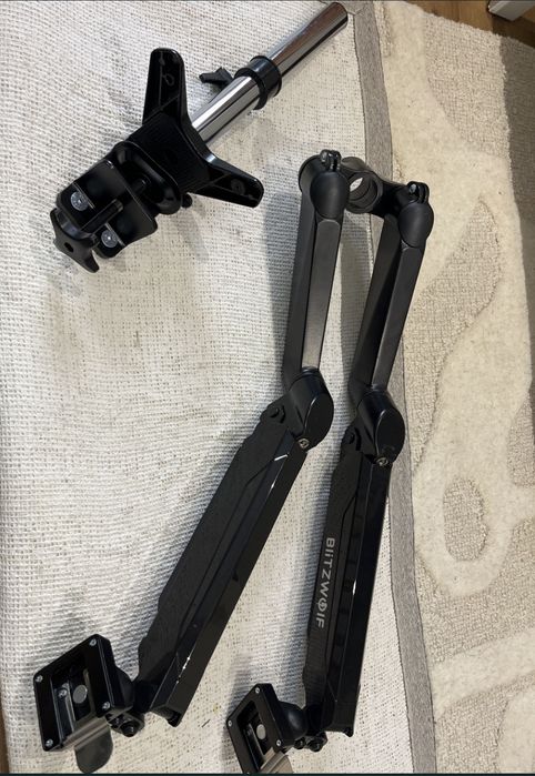 Suporte duplo para monitores