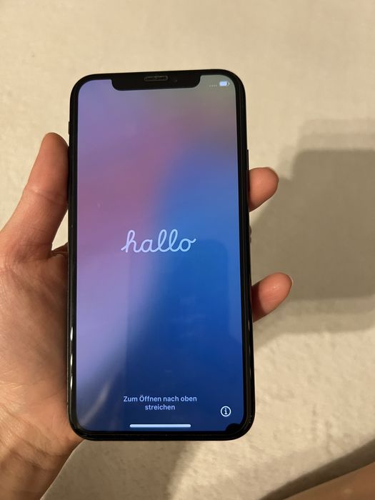 Iphone xs.