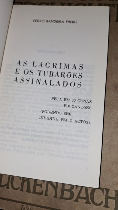 As lágrimas os tubarões assinalados Pedro Bandeira Freire