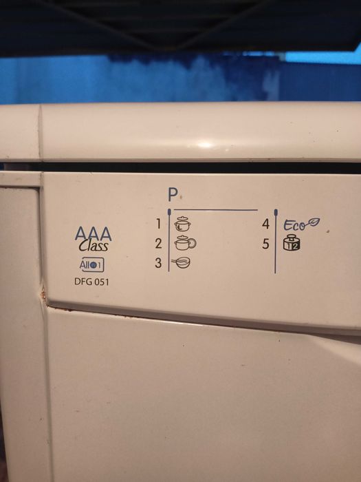 Máquina de lavar loiça Indesit