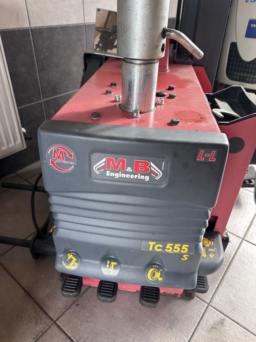 Montażownica bezłyżkowa  do opon M&B TC555 LL