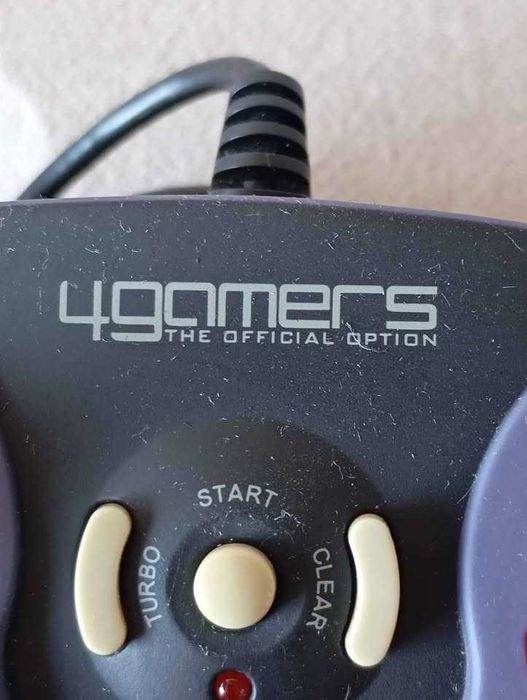 Nintendo GameCube 4-Player Controller64751899435651123