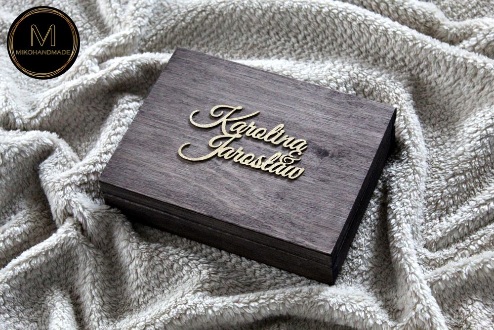 Drewniane pudełko na obrączki z imionami Ślub Glamour Rustykalny Boho