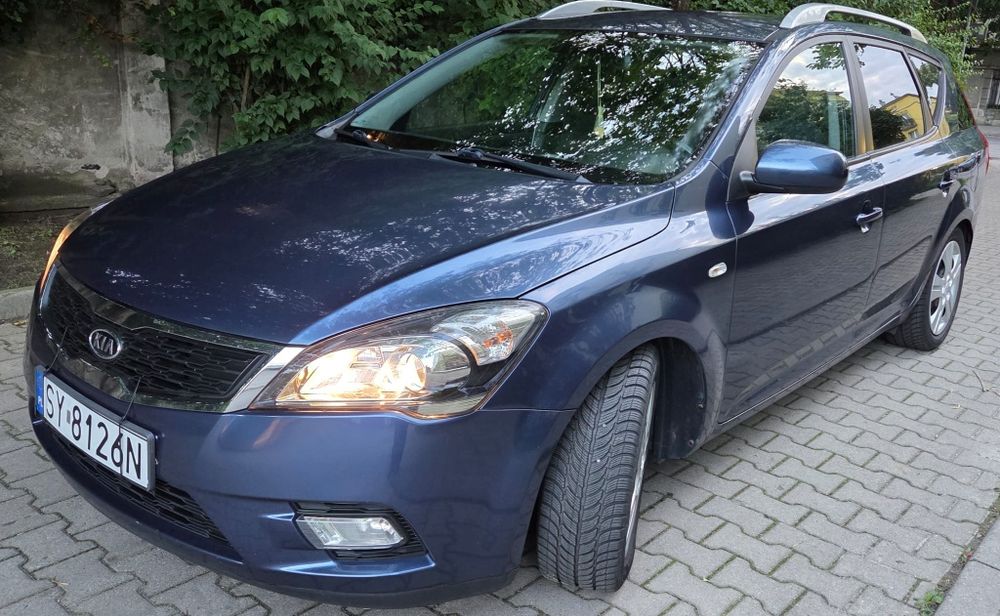 KIA Cee'd polift 2010