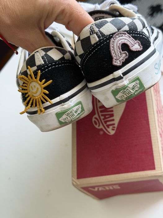 VANS x Skateistan Skate era