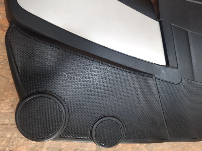 Pokrywa silnika Mercedes