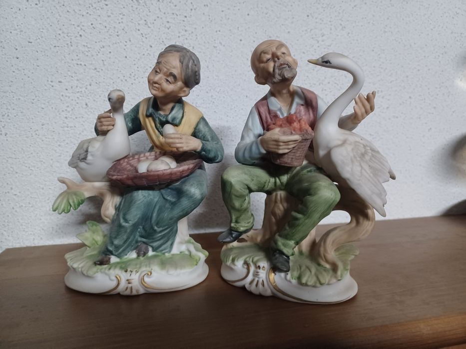 Casal de camponeses em porcelana Biscuit
