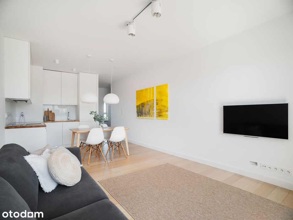 Ostatnie piętro | Widok na centrum | 2 balkony | 60 m² | Bezpośrednio