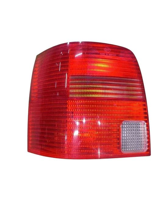 Farolim Esquerdo VW PASSAT B5.5 Variant