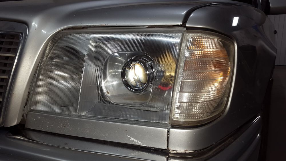 Шлифовка полировка рефлекторных стекол фар под линзы в Харькове