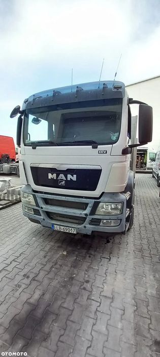 MAN