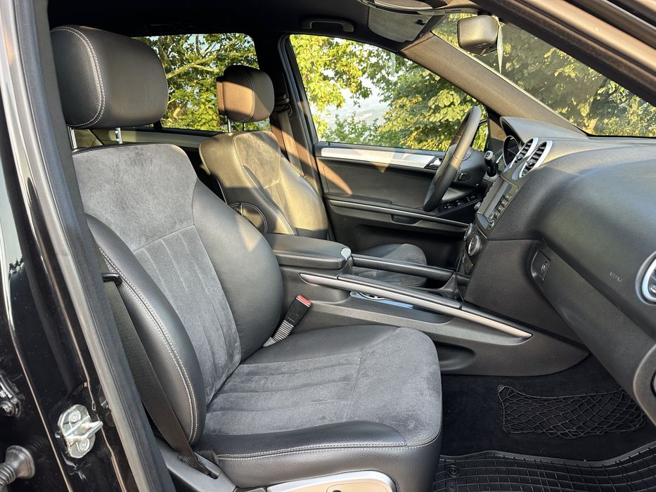 Mercedes-Benz Classe M 320 — fotografia 9
