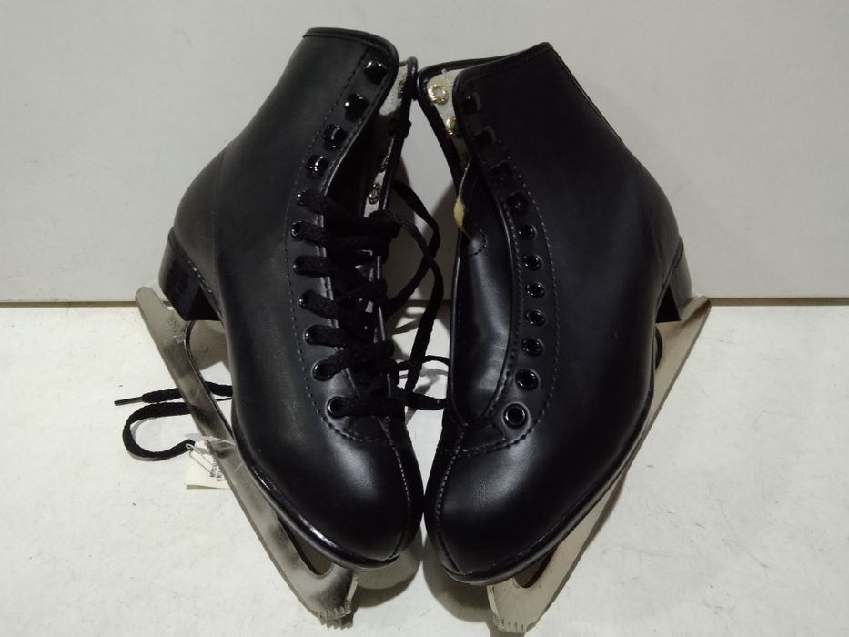 Łyżwy figurowe Skóra rozmiar 34 nowe Okazja