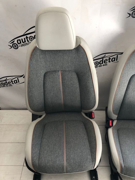 Салон Mazda MX-30 сидіння mx30 диван