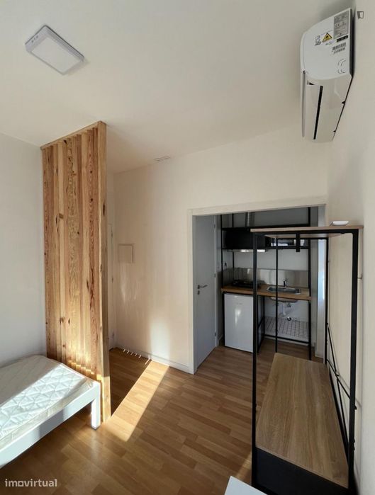 Estúdio - localizado em Leça do Balio Porto