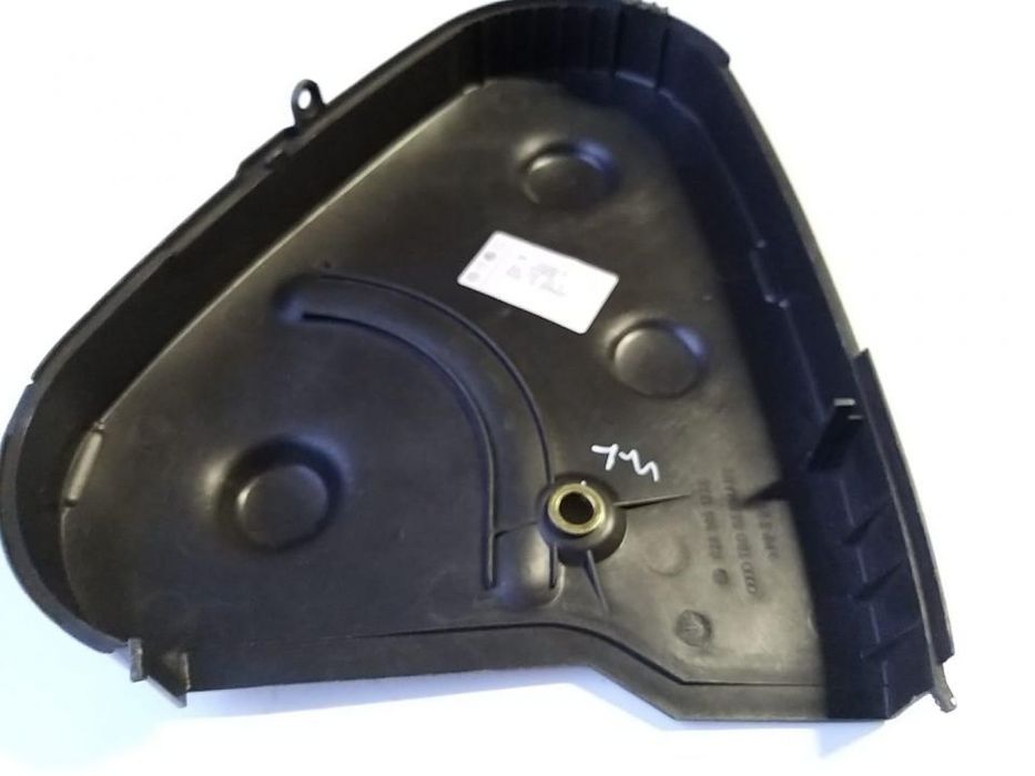 Osłona górna paska rozrządu zewnętrz VW CADDY II, GOLF IV, GOLF V, PASSAT, POLO T4  1.9D 05.89-11.08