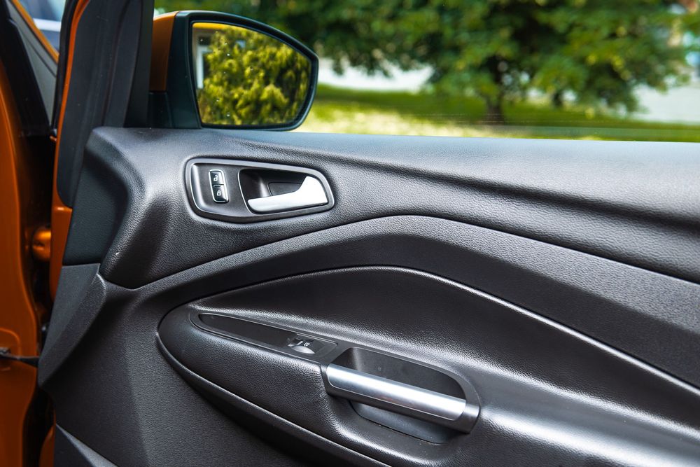 Ford Kuga 2015, дизель 2 л.