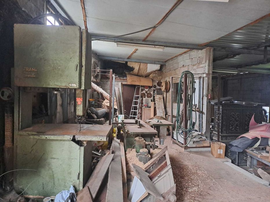 Moradia, armazém e terreno , entre Paço de Sousa e Lagares Penafiel