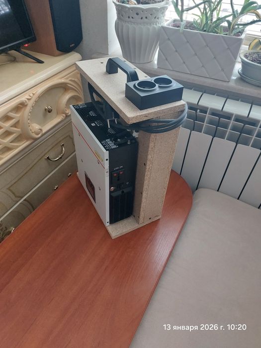 Продам инвертор в сборе с аккумуляторами, работает как Экофло