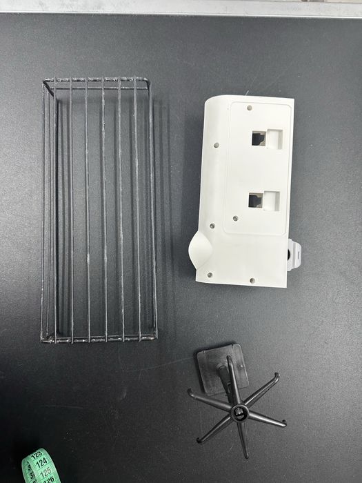 Дозатор для зубної пасти та полочка