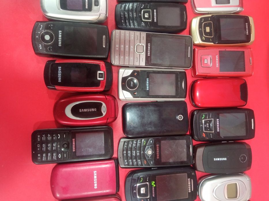 Телефон Самсунг x600