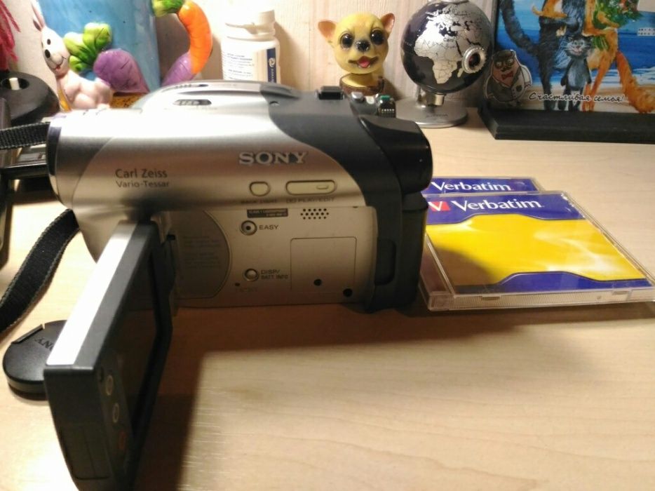 Видеокамера sony