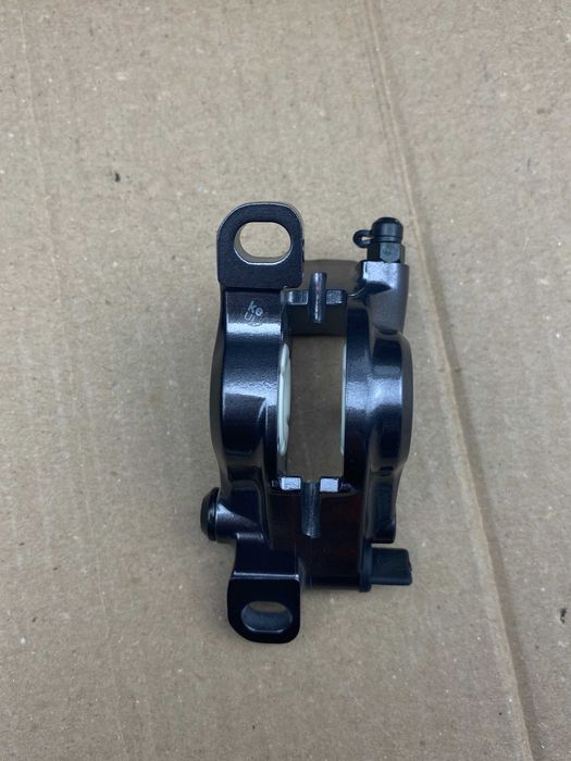 Zacisk Shimano Deore XT BR-M8100, nowy [H-7]