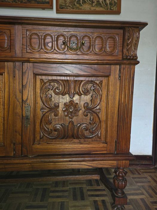 Movel louceiro antigo madeira de castanho