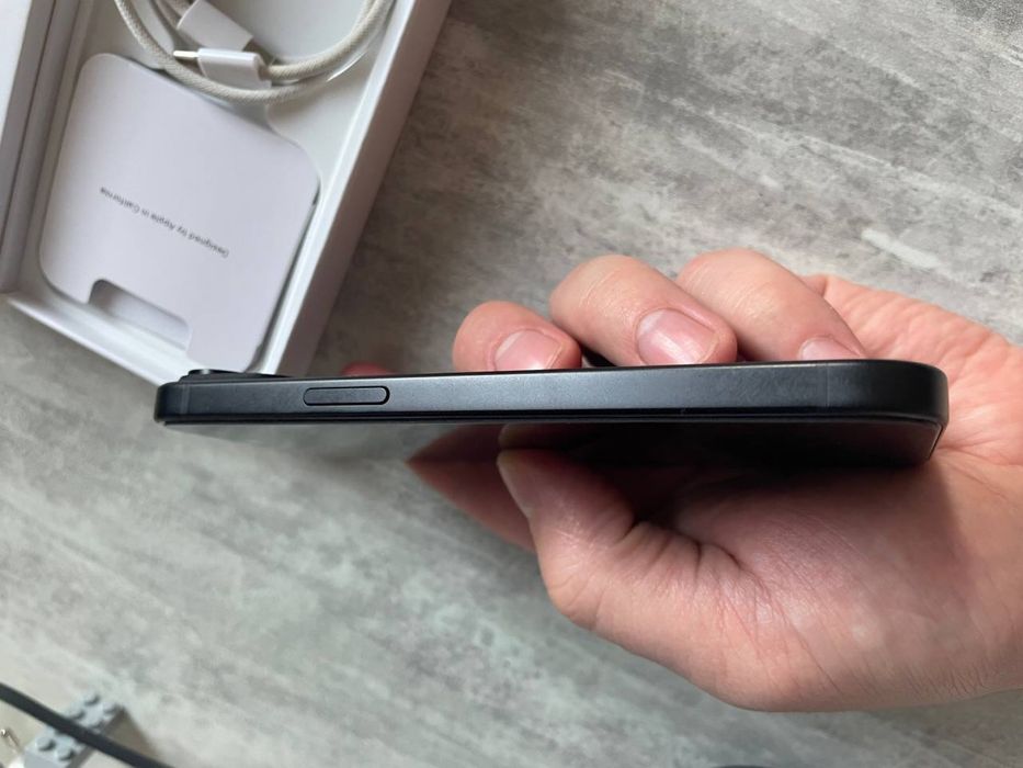 iPhone 15 Neverlock