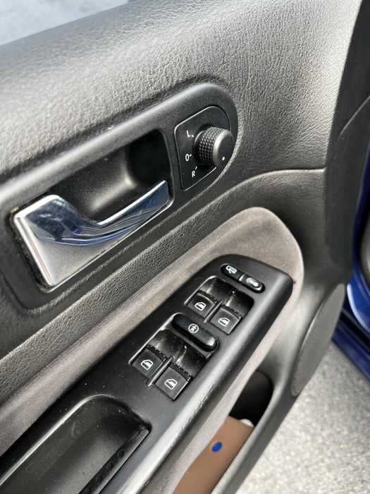 Продам Golf 4 1.6 бензин