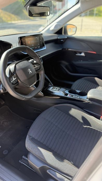 Peugeot e-208 50 kWh