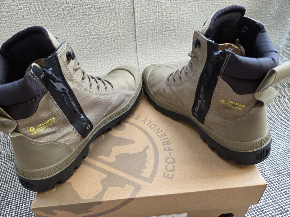 Botas Palladium verdes impermeáveis