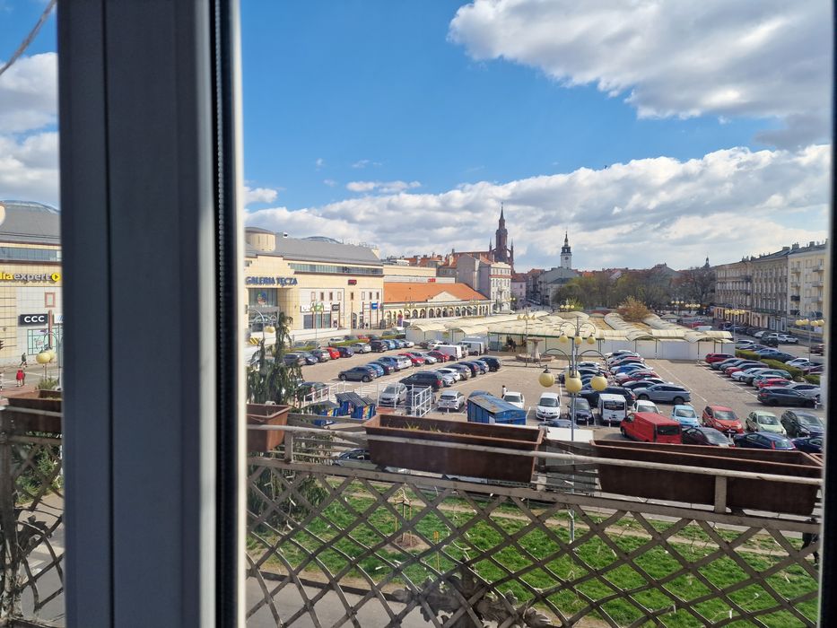 Lokal mieszkalny 90m2, centrum, obok galerii Tęcza