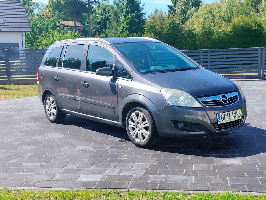 Opel Zafira Rodzinny samochód - OPEL ZAFIRA