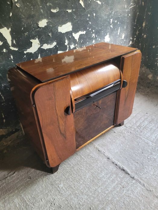 Komoda art deco   szafka gramofonowa Jindrich Halabala
