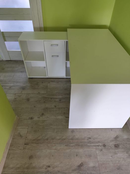 Biurko  białe 140/140