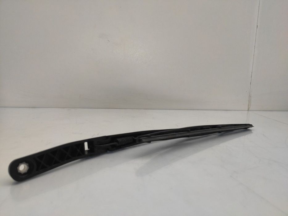 Haste / braço de escova limpa vidros trás BMW 2 Active Tourer (F45)