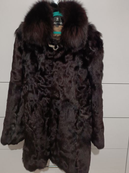 Полушубок жіночий