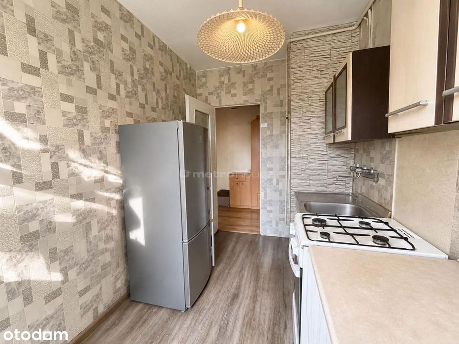 1 piętro, WRĘBOWA, balkon!